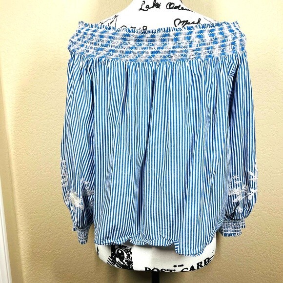 Soprano blue striped top off the shoulder long sleeve blouse size M - Picture 3 of 15